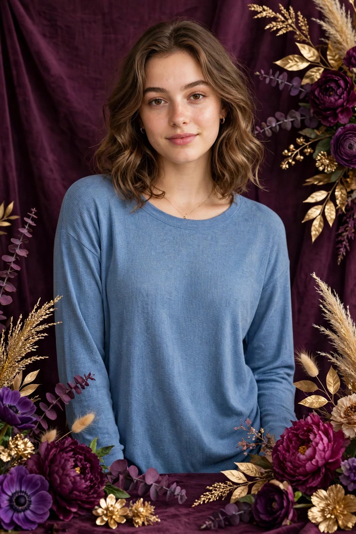 Person wearing Blue Everyday Comfort Lounge Top