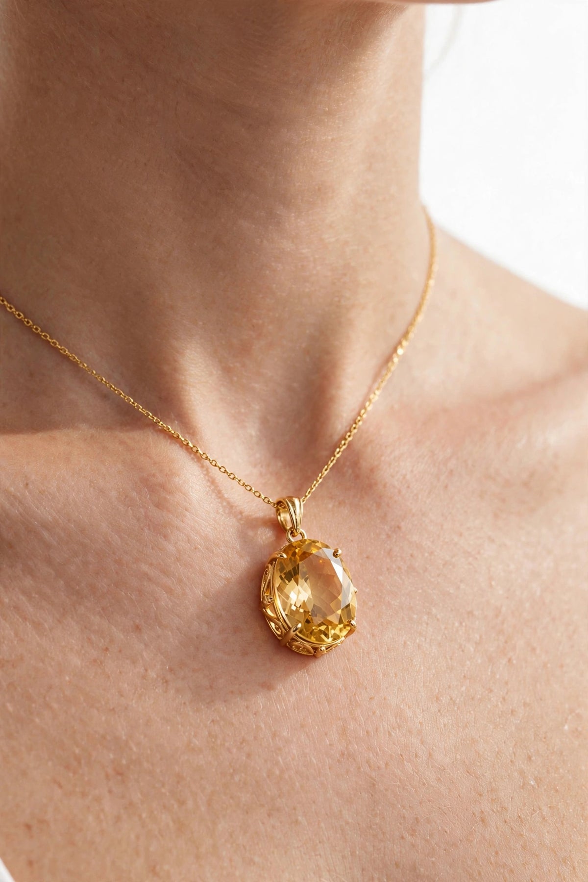 Nova Royal Purple Gem Pendant Necklace in Gold